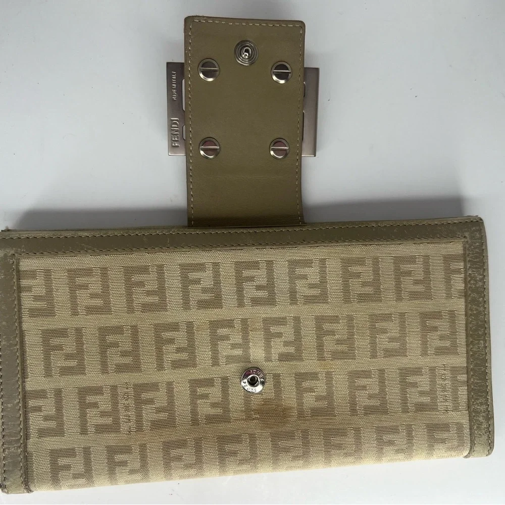 🤎Fendi‎ Beige Zucca Logo Canvas Long Wallet | PRELOVED!!🤎